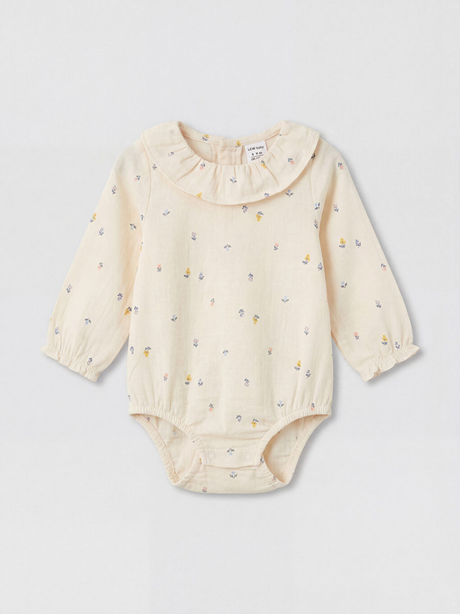 Peter Pan Collar Sweatshirt and Jogger Pants