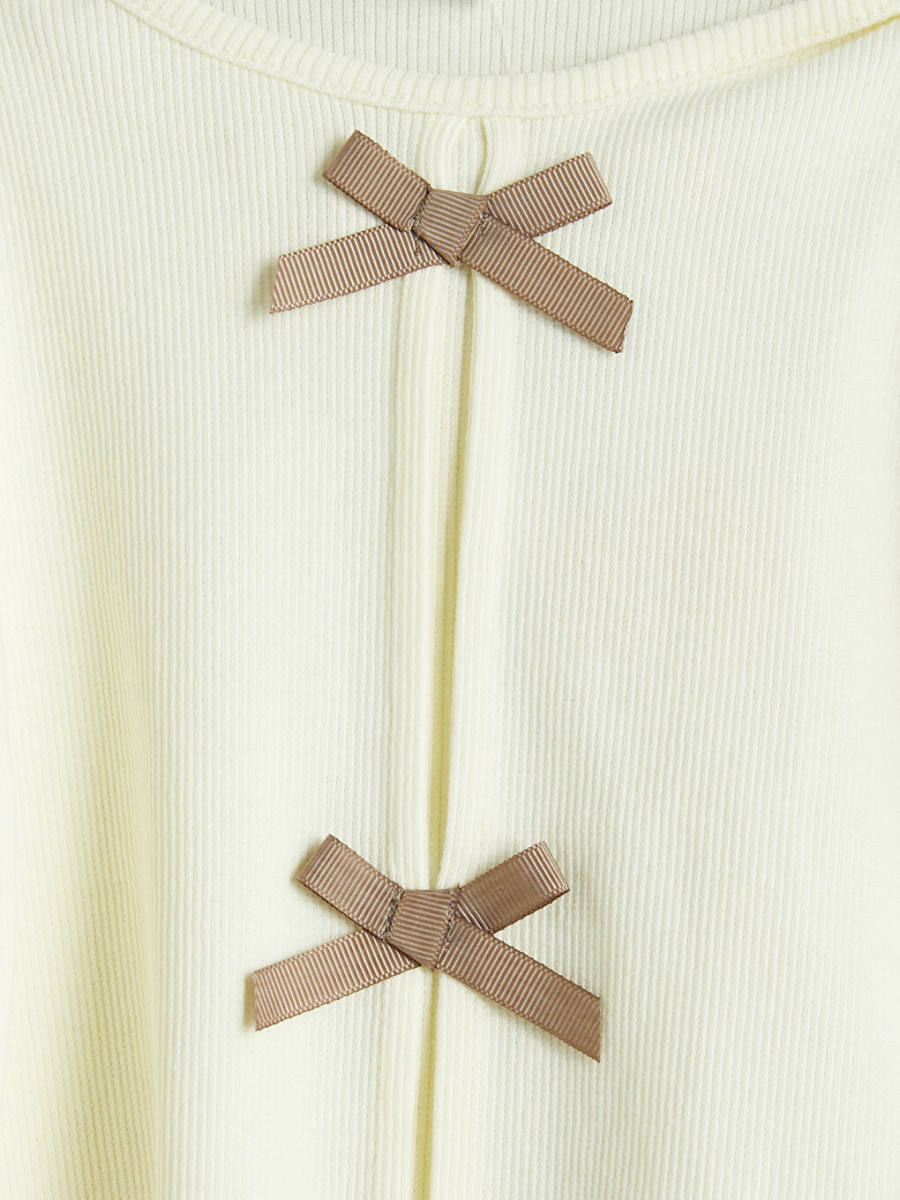 Bow Detailed Set