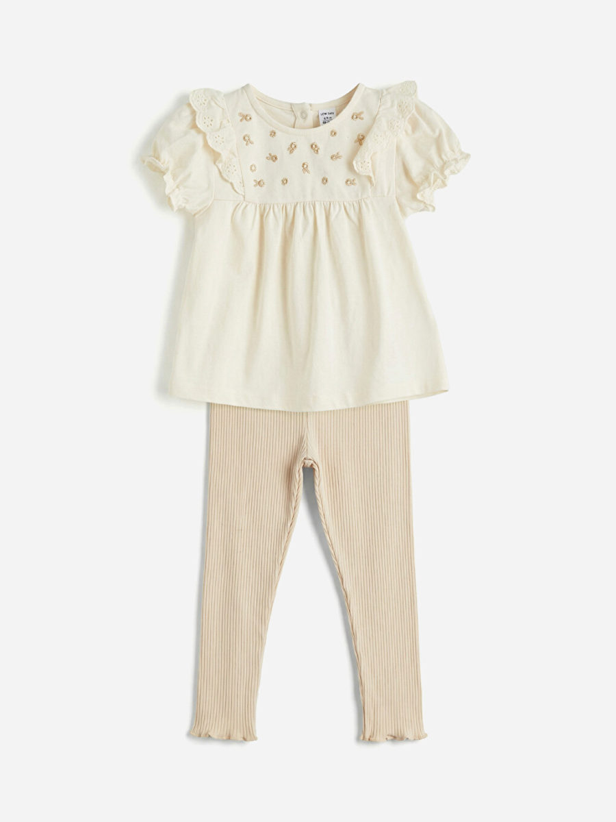 Ruffled T-Shirt and Leggings